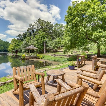 Lakefront Cabin Less Than 3 Mi To Dtwn Eureka Springs! Villa Exterior foto